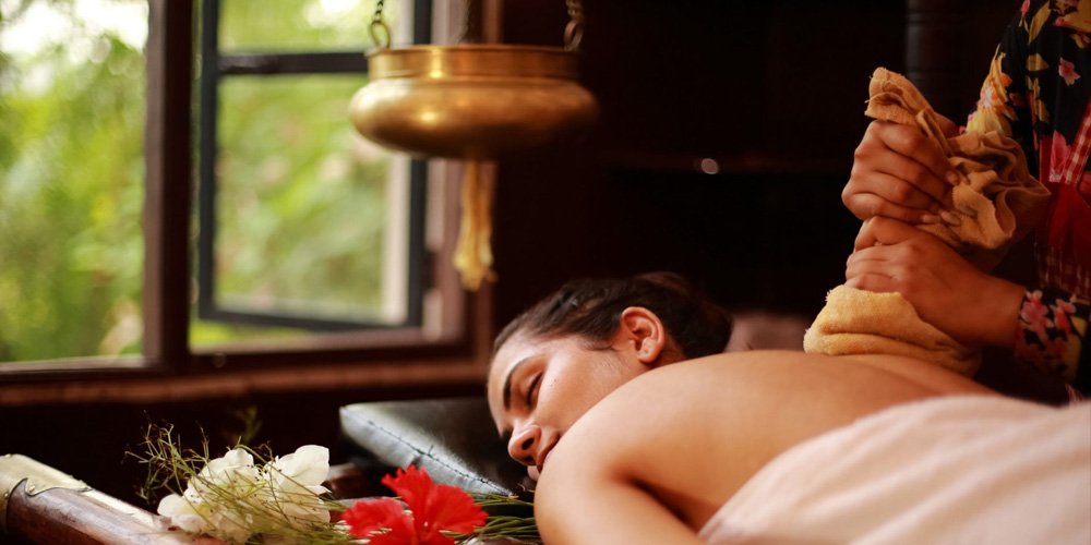 Become Ayurveda Massage Expert